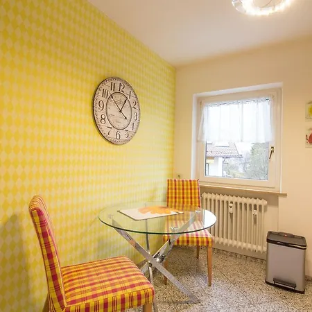 Apartment Ferienwohnung Antikstuebchen Garmisch-Partenkirchen