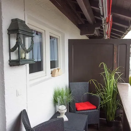 Apartment Ferienwohnung Antikstuebchen *