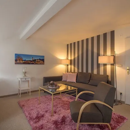 Ferienwohnung Antikstuebchen Apartment